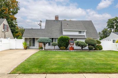 141 Blacksmith Road E, House other with 3 bedrooms, 2 bathrooms and null parking in Levittown NY | Image 1