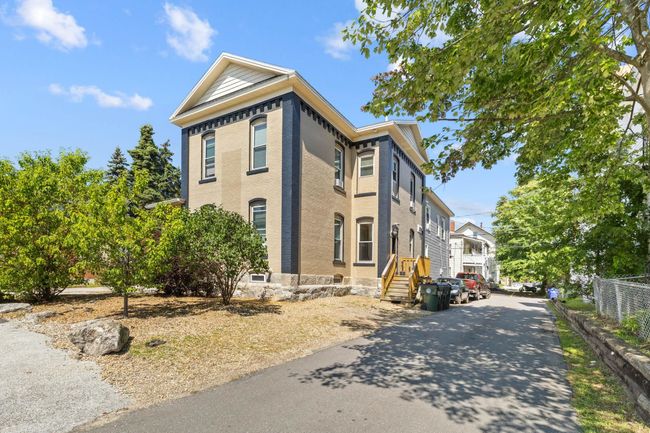 52 Myrtle St, Home with 0 bedrooms, 7 bathrooms and null parking in Manchester NH | Image 7