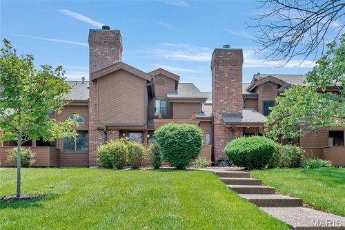 f-225 Hemingway Ln, Weldon Spring, MO, 63304-8173 | Card Image