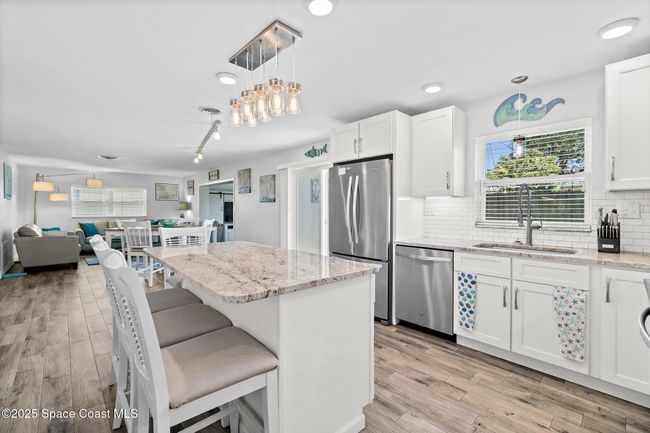 346 Cyprus Dr, House other with 3 bedrooms, 2 bathrooms and null parking in Cocoa Beach FL | Image 6