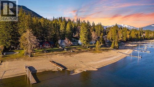 7606 Highway 3a, Balfour, BC, V0G1C0 | Card Image