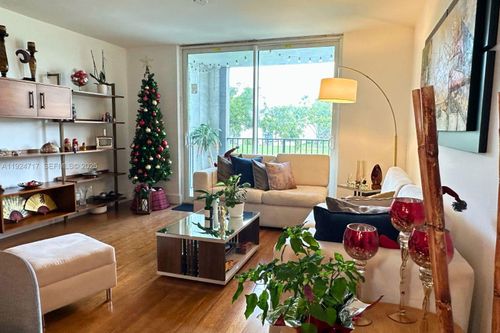 2-4350 Nw 107th Ave, Doral, FL, 33178-1877 | Card Image