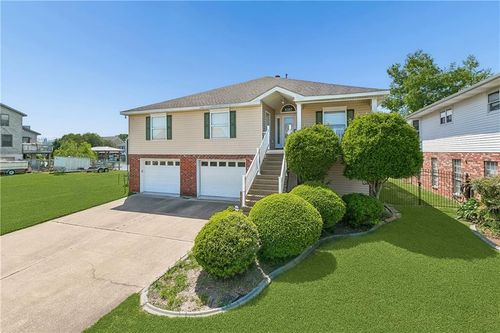 4327 Genoa Rd, New Orleans, LA, 70129-2666 | Card Image