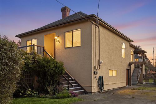 989 Dunsmuir Rd, Esquimalt, BC, V9A5C4 | Card Image