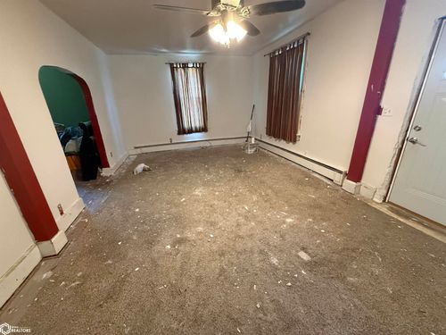 2516 Avenue I, Fort Madison, IA, 52627-3915 | Card Image