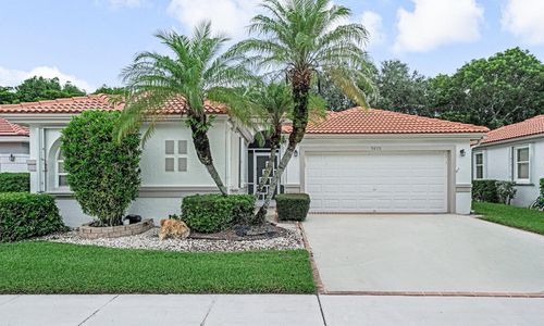9870 Harbour Lake Cir, Boynton Beach, FL, 33437-3819 | Card Image