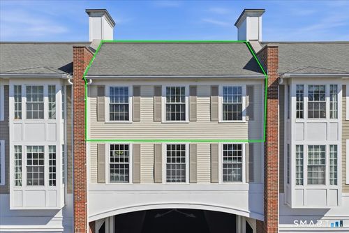 20-38 Hope St, Niantic, CT, 06357-2439 | Card Image