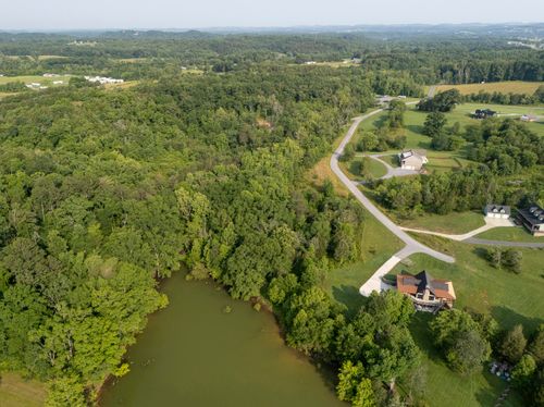 780 Waterside Dr, Dandridge, TN, 37725-2014 | Card Image