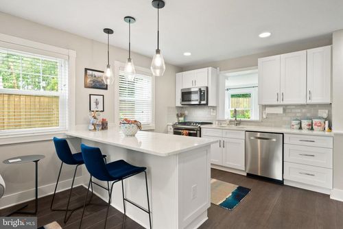 23 Mount Vernon Ave, ALEXANDRIA, VA, 22301-2321 | Card Image