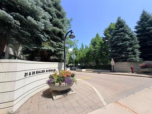 1607-31 Bales Ave, North York, ON, M2N7L6 | Card Image