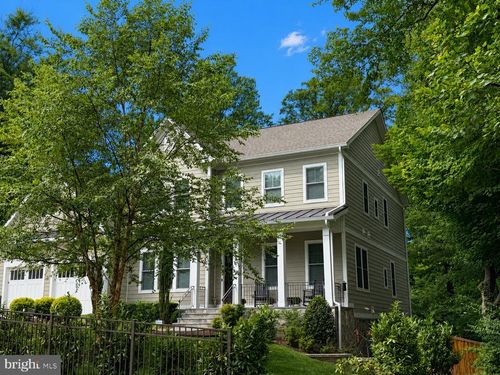 1712 East Ave, MCLEAN, VA, 22101-4707 | Card Image