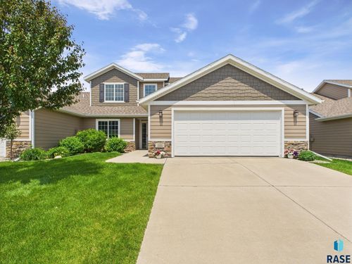 206 E 82nd Pl, Sioux Falls, SD, 57108-5988 | Card Image