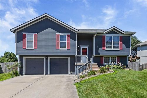 1106 S Scott Ave, Belton, MO, 64012-3277 | Card Image