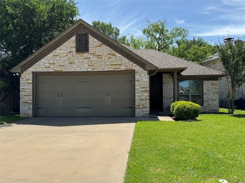 1309 Preston Trail Ct, Granbury, TX, 76048-2732 | Card Image