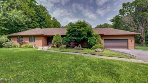 172 Wesskum Woods Rd, Gloversville, NY, 12078-1017 | Card Image