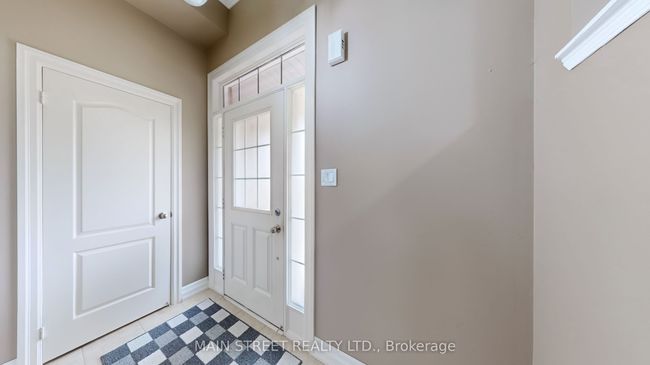 42 Bellchase Trail, House attached with 4 bedrooms, 4 bathrooms and 3 parking in Brampton ON | Image 5