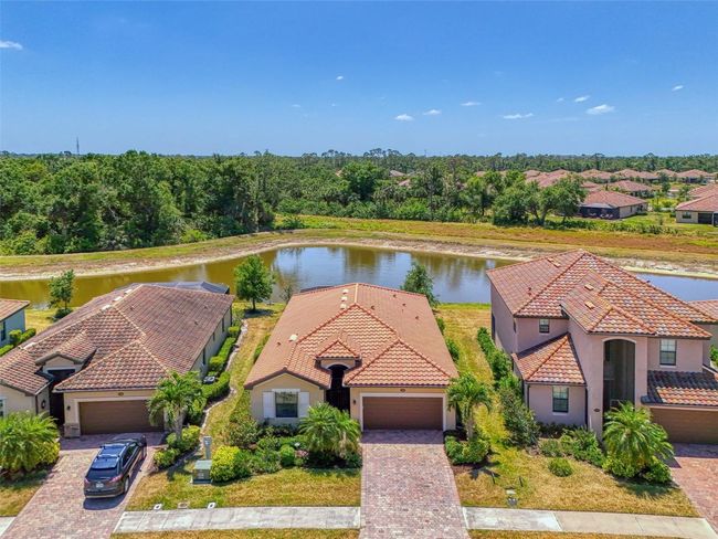 12315 Canavese Ln, House other with 4 bedrooms, 3 bathrooms and null parking in Venice FL | Image 5