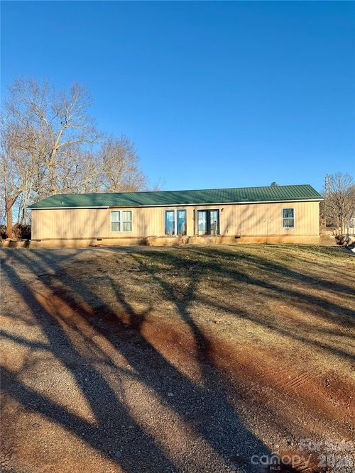 600 Scottdale Rd, Canton, NC, 28716-6610 | Card Image