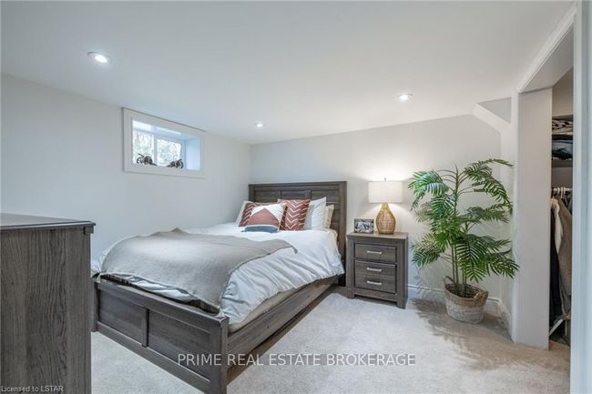 432 Forest Lawn Ave, House other with 3 bedrooms, 0 bathrooms and 5 parking in London ON | Image 38