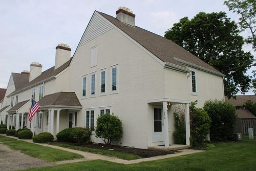 390-404 Edinburgh Rd, Dublin, OH, 43017-3336 | Card Image