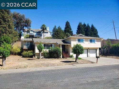 708 Court Ln, Concord, CA, 94518-1744 | Card Image