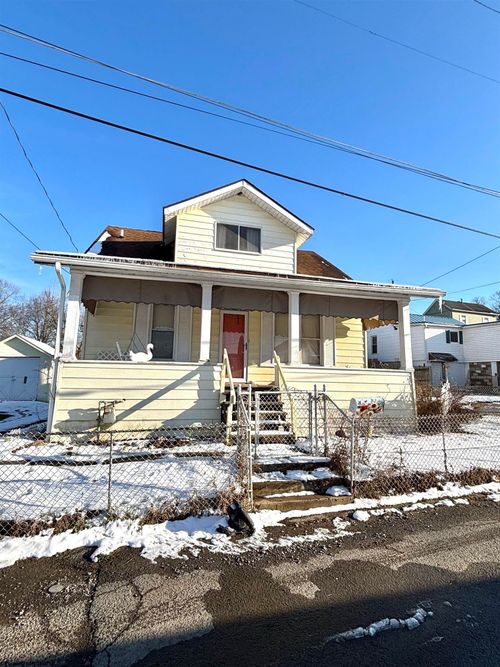 108 Ashcraft Ct, Clarksburg, WV, 26301-2323 | Card Image