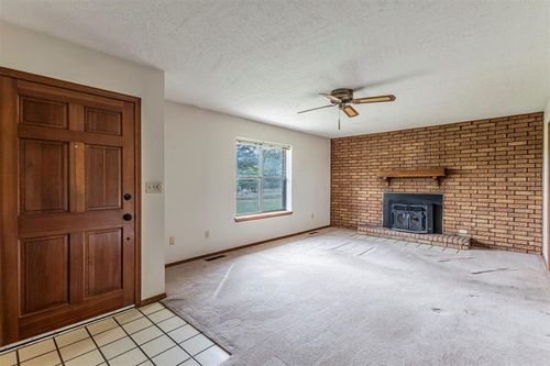 16201 Quail Run Road, Lexington, OK, 73051 | Card Image