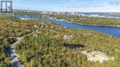 3 Bluestone Rd, Halifax, NS, B3P2H2 | Card Image