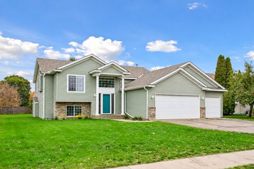 1025 4th St N, Sartell, MN, 56377-1641 | Card Image