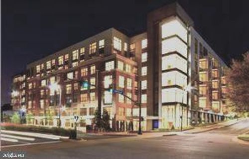unit-243-145 Riverhaven Dr, OXON HILL, MD, 20745-1061 | Card Image