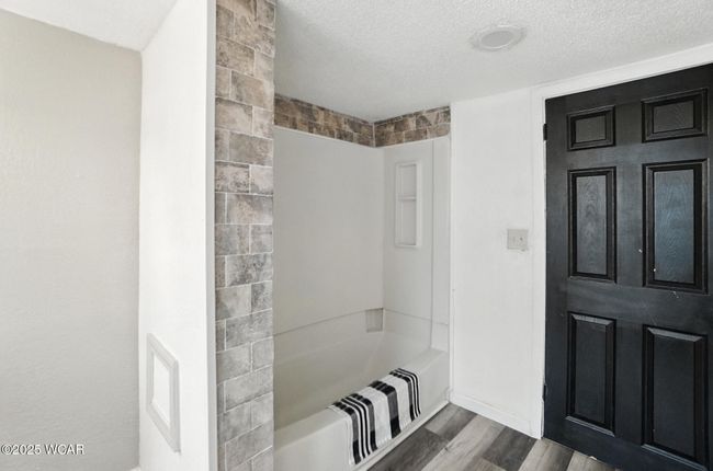 906 Daniels Ave, House other with 3 bedrooms, 2 bathrooms and 1 parking in Lima OH | Image 20