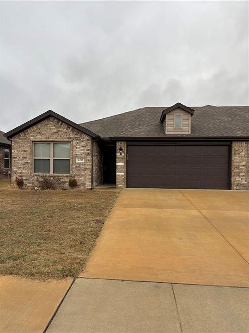 450 Rineel Ave, Centerton, AR, 72719-6070 | Card Image