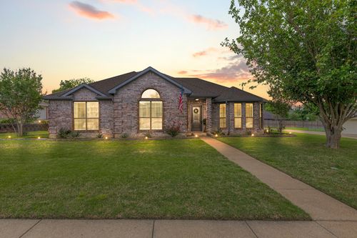 106 Brandon Ln, Forney, TX, 75126-9192 | Card Image