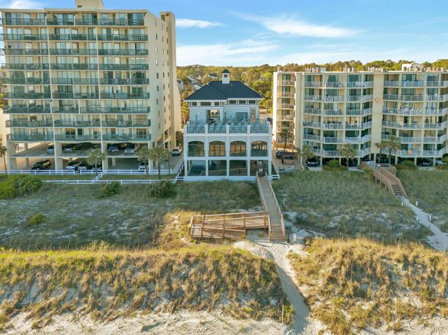 View of apartment building / complex | Image 28
