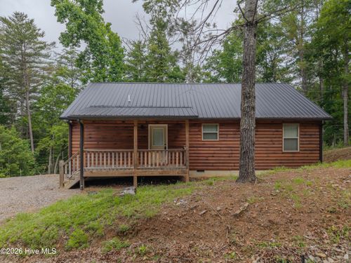 122 Woodcrest Dr, Murphy, NC, 28906-3137 | Card Image