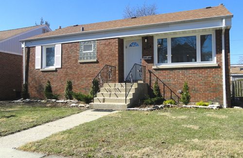 3136 Cuyler Ave, Berwyn, IL, 60402-3504 | Card Image