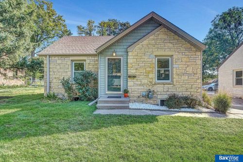 1322 S 48th St, Lincoln, NE, 68510-4850 | Card Image