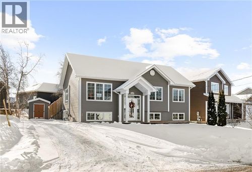 229 Rue Du Moulin, Dieppe, NB, E1A0Y3 | Card Image