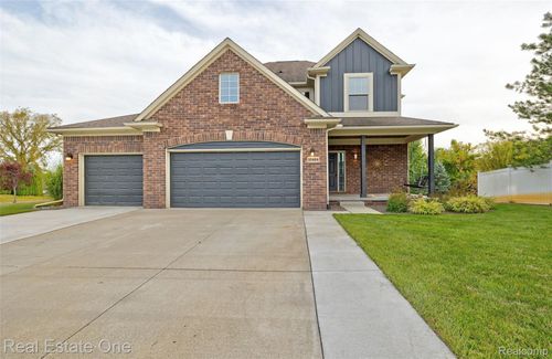 10464 Grandview Dr, Goodrich, MI, 48438-9296 | Card Image