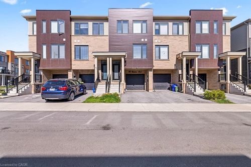 40 Radison Lane, Hamilton, ON, L8H0B5 | Card Image