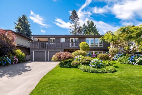 5372 5b Ave, Delta, BC, V4M1K5 | Card Image
