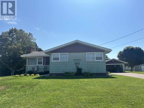 762 Water Street E, Summerside, PE, C4N4J4 | Card Image