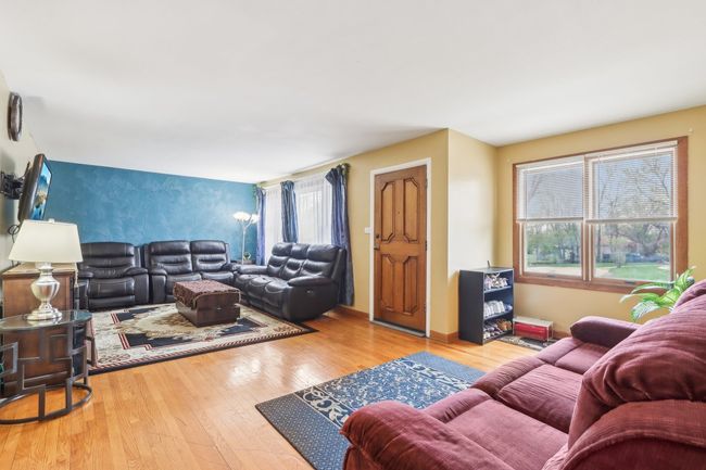 5800 Prospect Ave, House other with 3 bedrooms, 2 bathrooms and 2 parking in Berkeley IL | Image 5