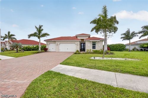 18698 Royal Hammock Blvd, NAPLES, FL, 34114-9020 | Card Image