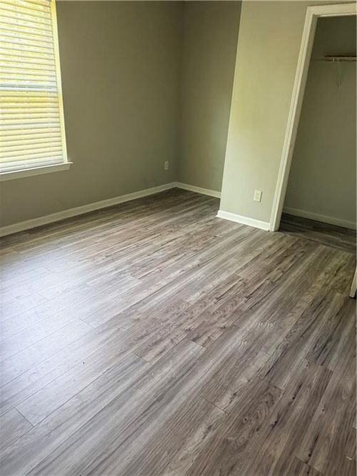 3267 Forrest Bluff Way, lithonia, GA, 30038-2796 | Card Image
