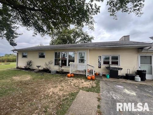 15063 Lighthouse Rd, Pittsburg, IL, 62974-1419 | Card Image