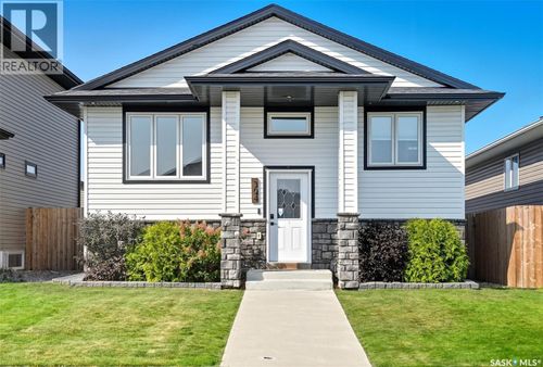 304 Martens Ave, Warman, SK, S0K4S3 | Card Image