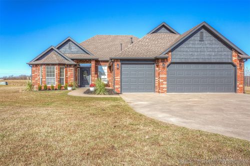 5601 E 145th Street, Collinsville, OK, 74021 | Card Image