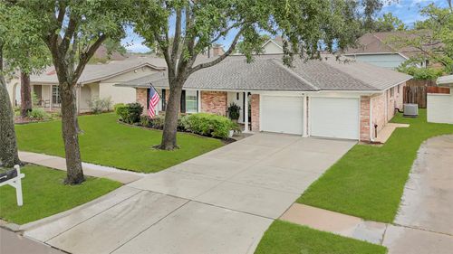 12814 Westmere Dr, Houston, TX, 77077-3716 | Card Image