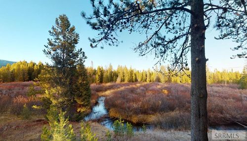 4047 Kickapoo Cir, Island Park, ID, 83429 | Card Image